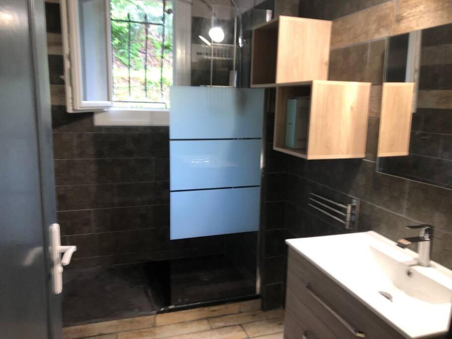 Maison Individuelle Laveissiere ภายนอก รูปภาพ
